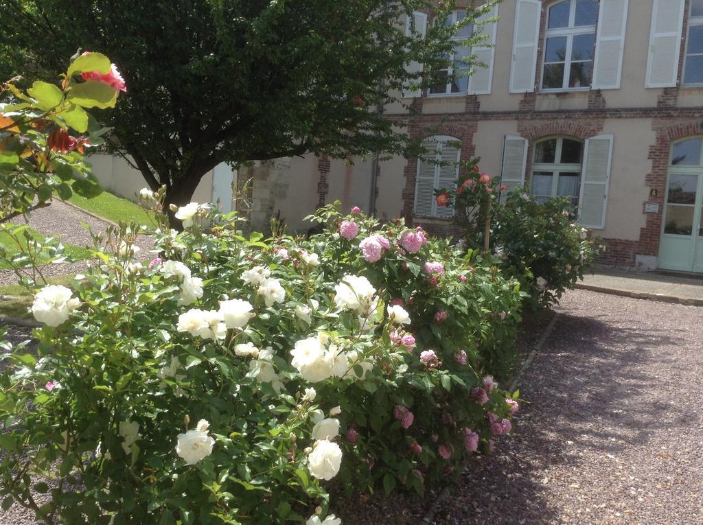 la maison du phare chambre d hôtes B&B -jacuzzi privé- shabby chic Honfleur Exterior foto