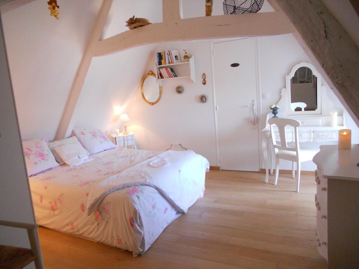 la maison du phare chambre d hôtes B&B -jacuzzi privé- shabby chic Honfleur Exterior foto