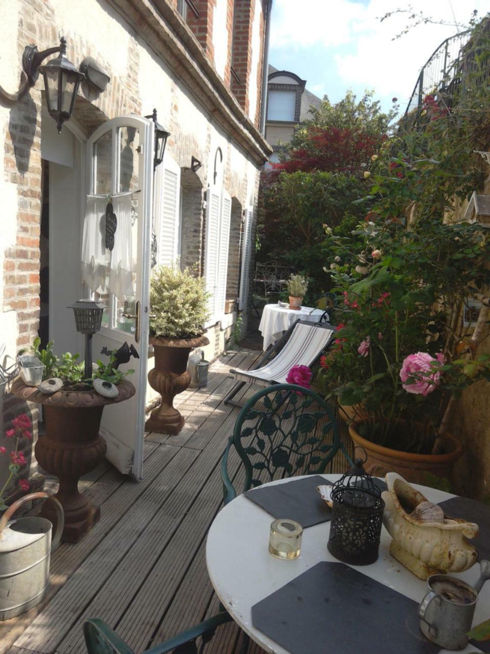 la maison du phare chambre d hôtes B&B -jacuzzi privé- shabby chic Honfleur Exterior foto