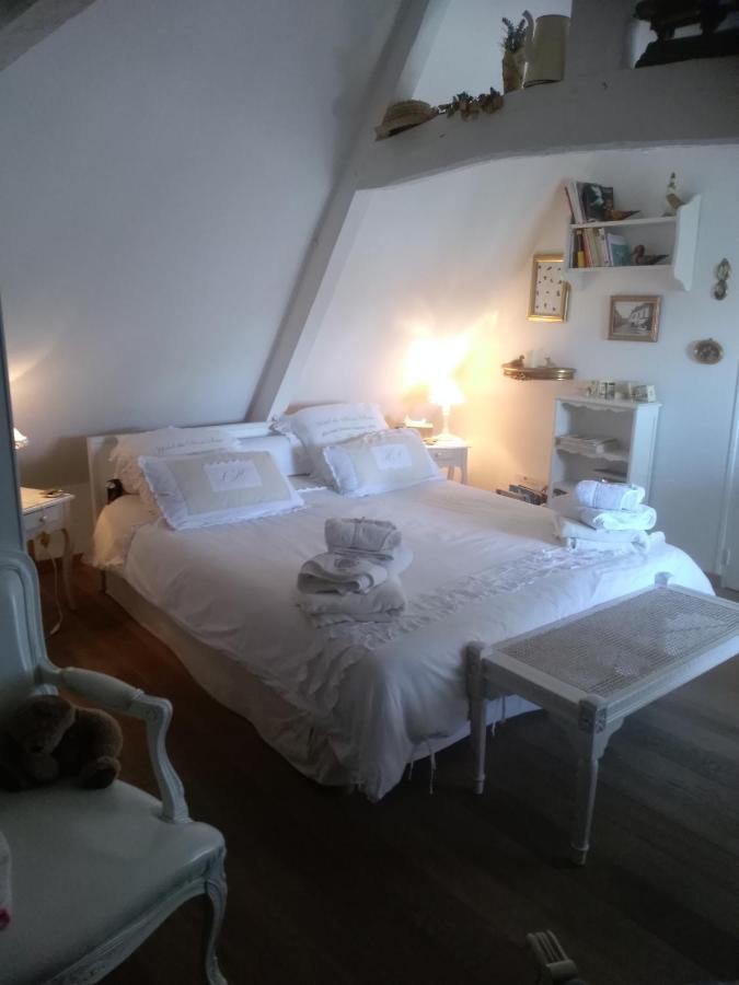la maison du phare chambre d hôtes B&B -jacuzzi privé- shabby chic Honfleur Exterior foto